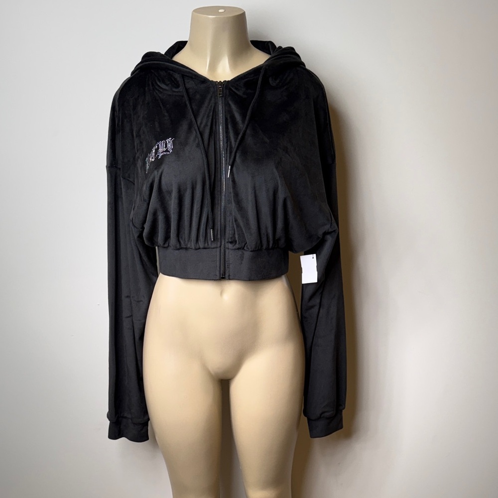 AKIRA Black Cropped Hooded Zip-Up Sweatshirt